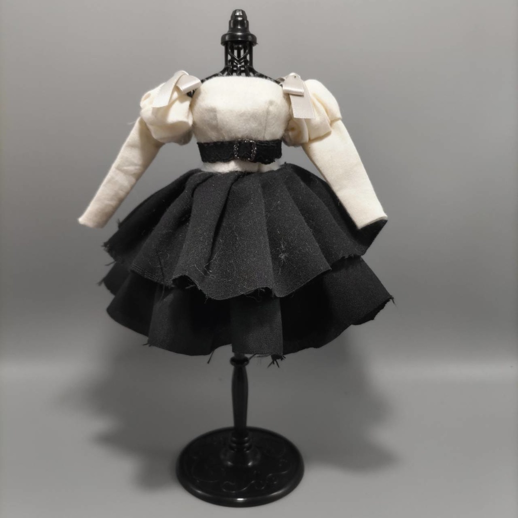 近侍イメージトルソ　日光一文字　ドレスモデルC