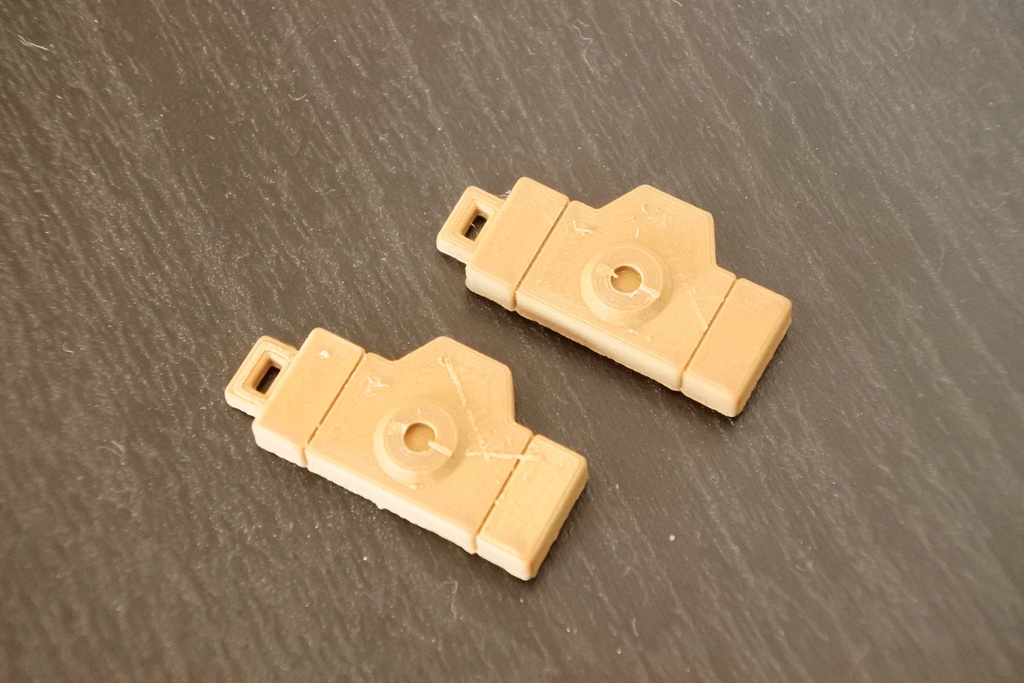 トイカメラ ミニストラップ(木質・ホットピンク・ライトピンク)