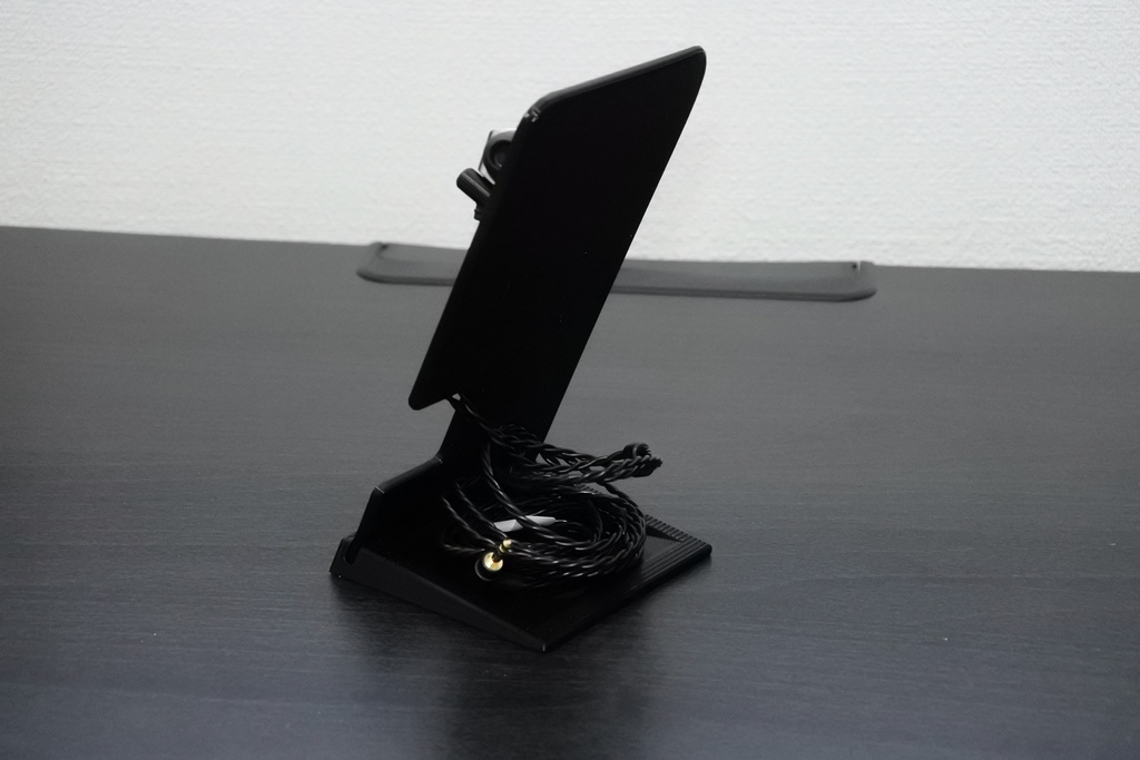 イヤホンスタンド スリムタイプ(ブラック・組み立て式)