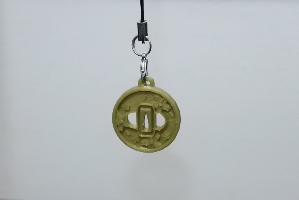 刀の鍔(つば) ストラップ