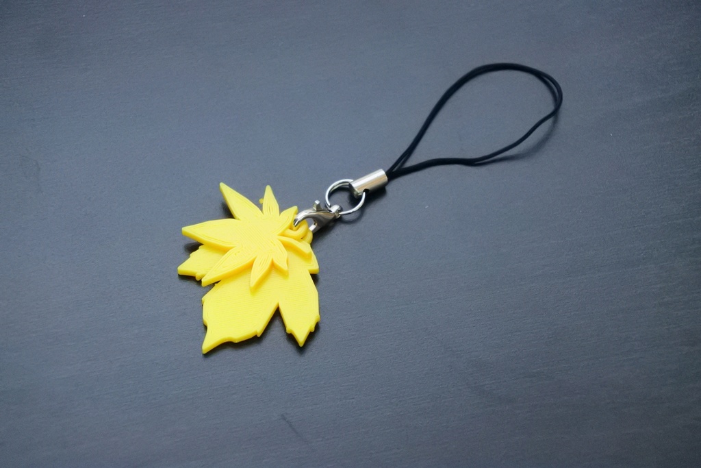 楓の葉 ストラップ