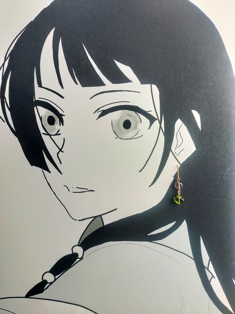 壬猫キュービック耳飾り(イヤリングに変更可能)