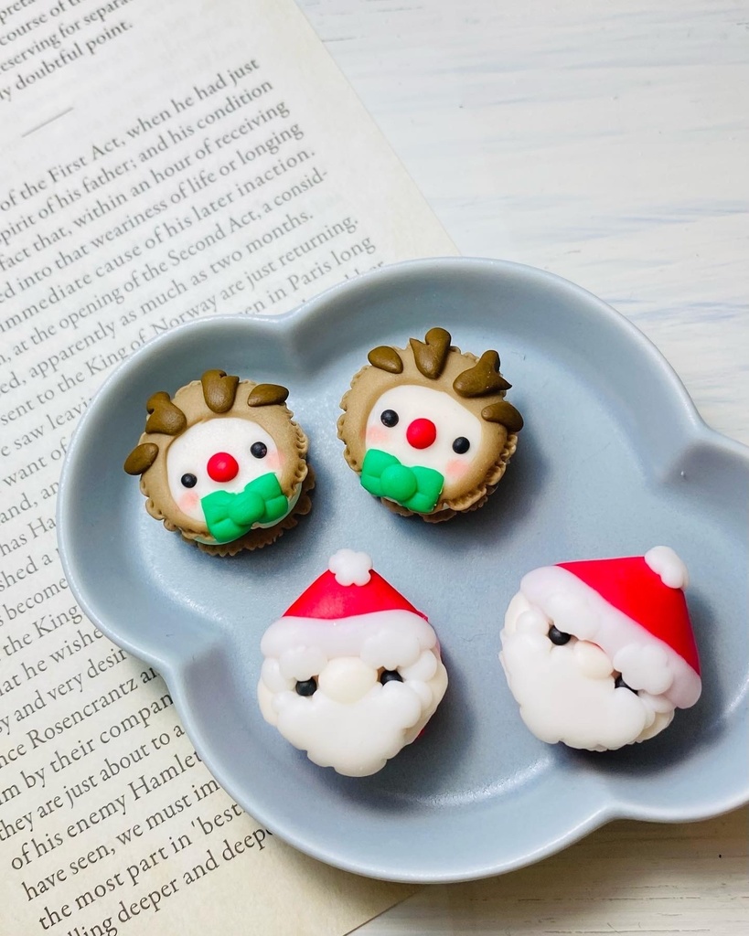 🎄クリスマス限定🎄サンタ・トナカイブローチセット