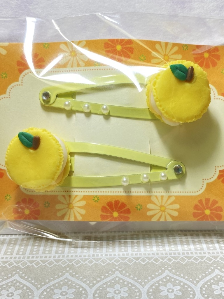 りんごマカロンのヘアピン(レッド、パープル)