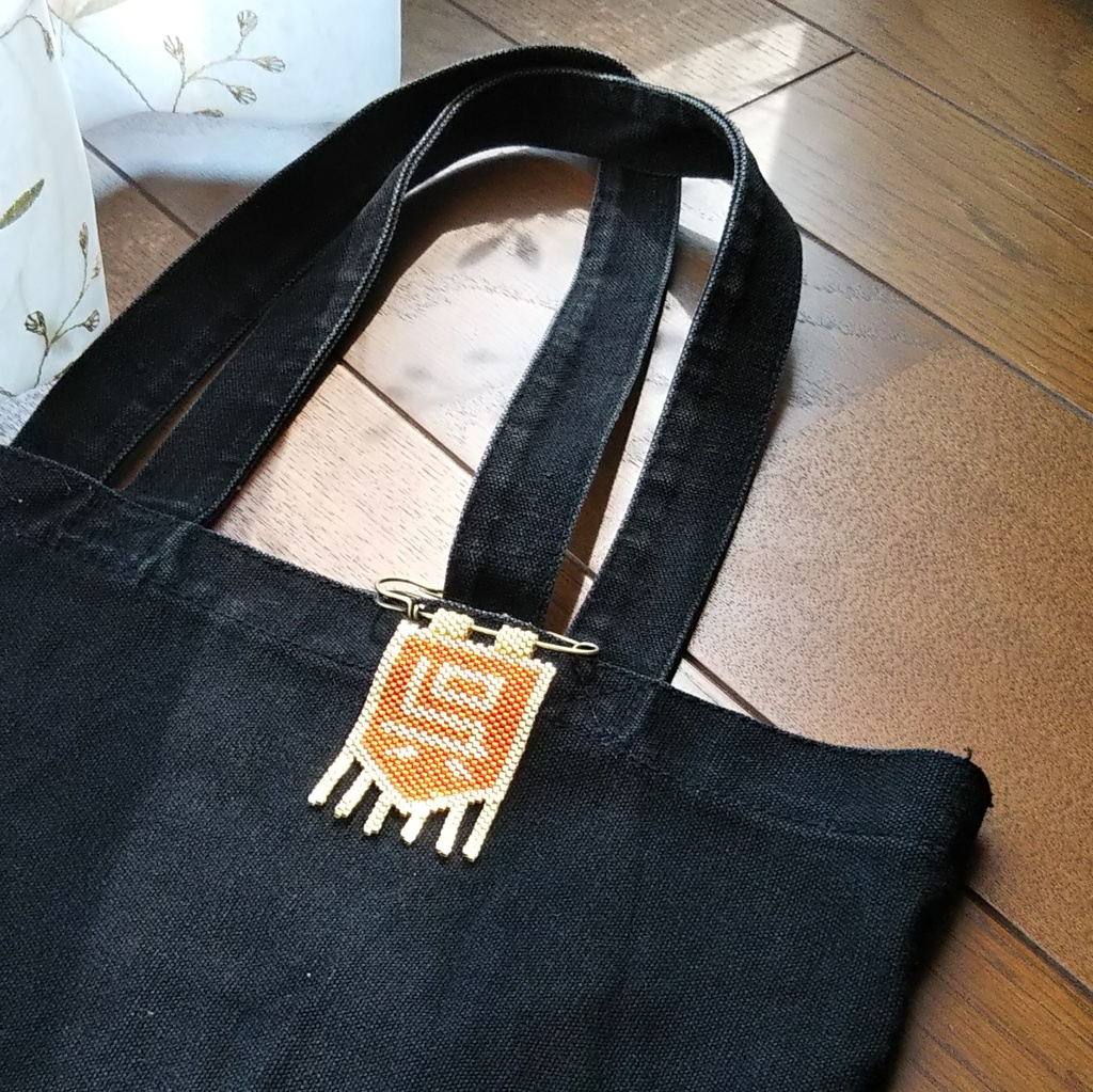 【ブローチ】三国志軍旗「呉」