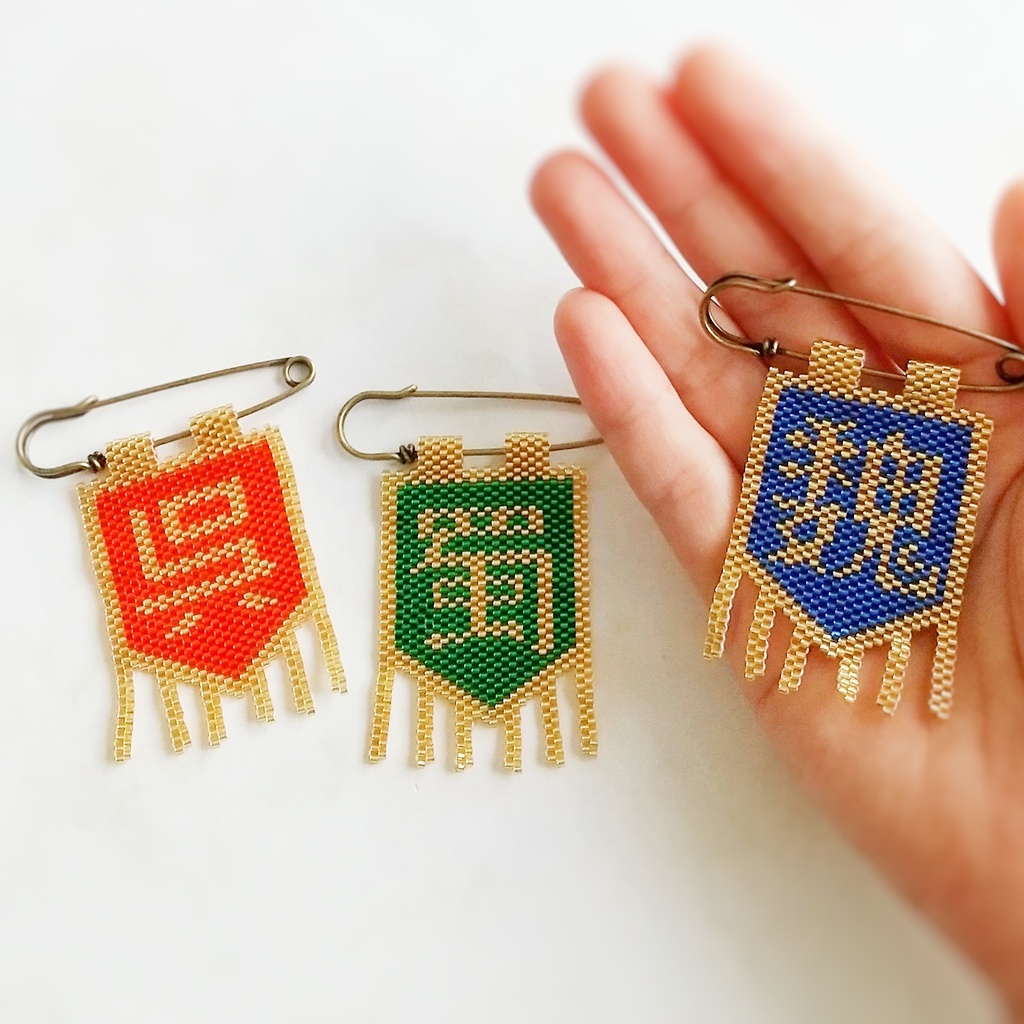 【ブローチ】三国志軍旗「蜀」