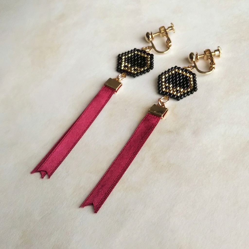 「軍師」耳飾り