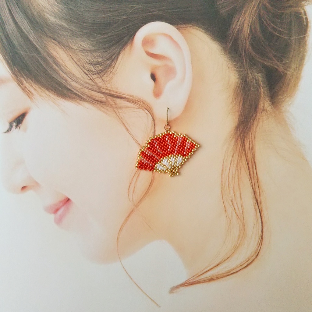 魏呉蜀 扇の耳飾り