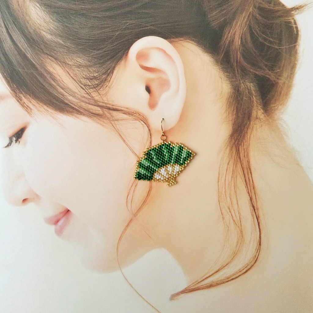 魏呉蜀 扇の耳飾り