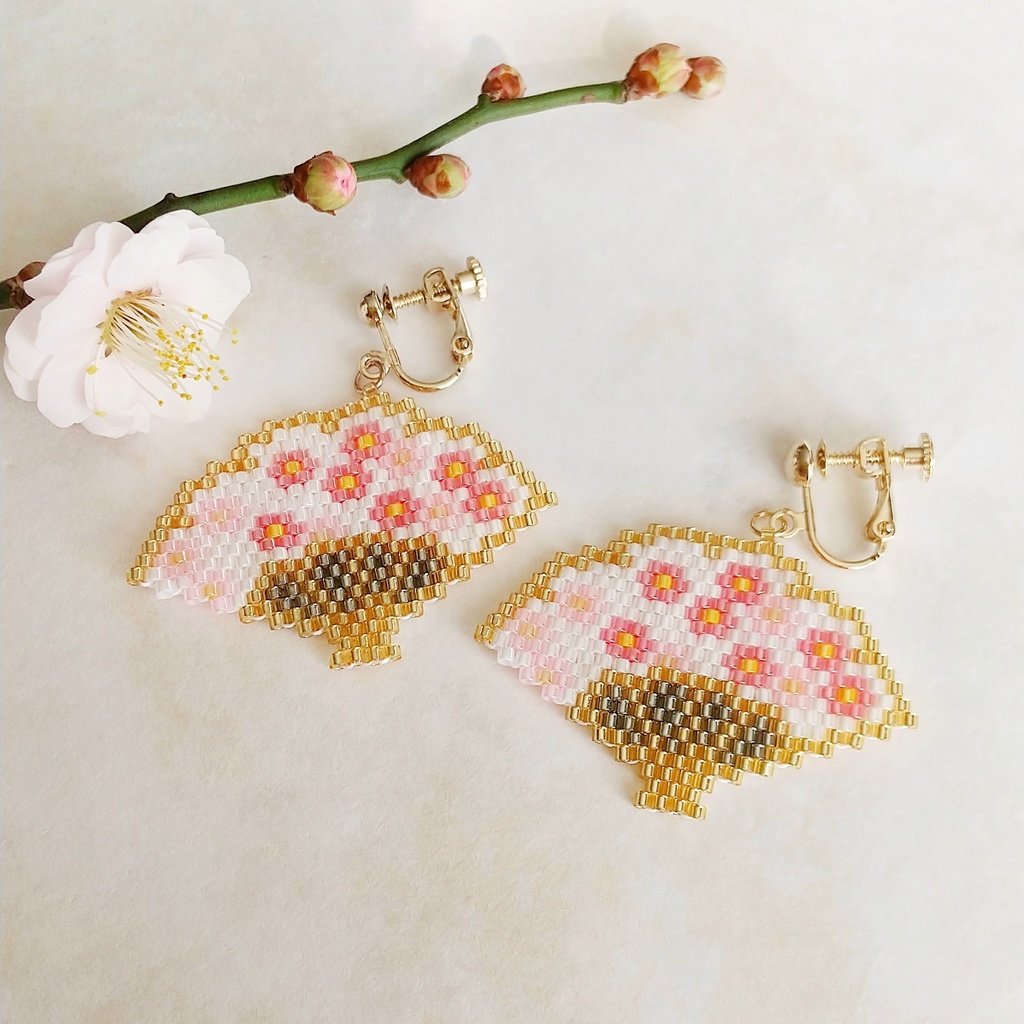 扇・梅 イヤリング / ピアス