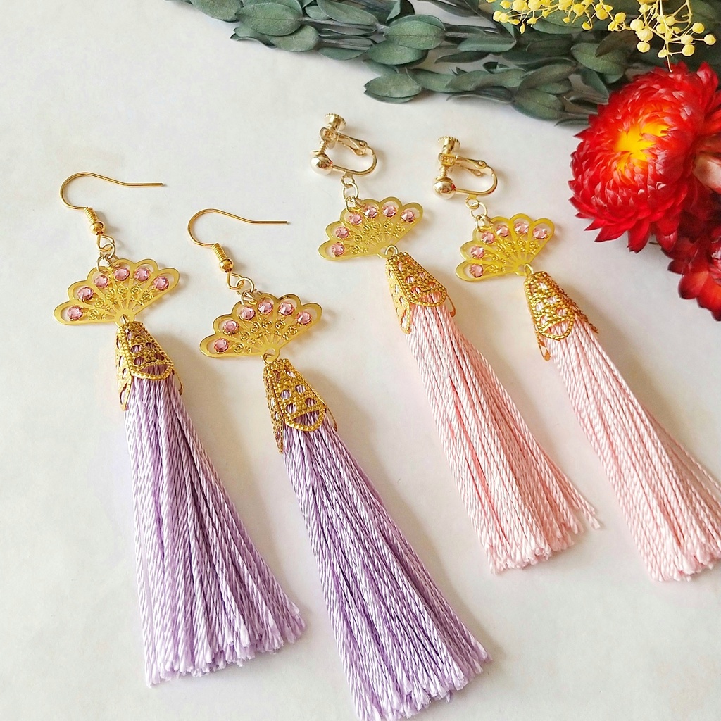 美しい姉妹の耳飾り