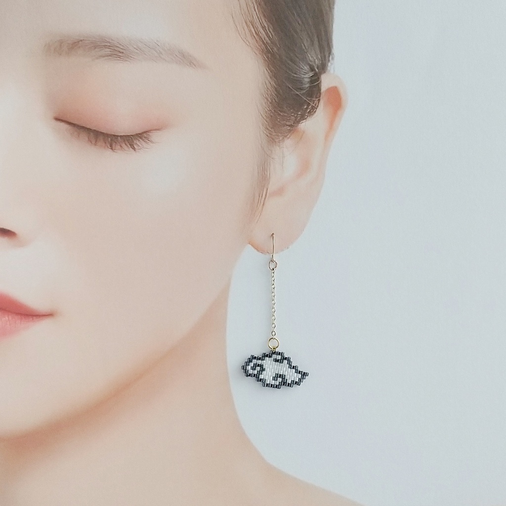 觔斗雲の耳飾り