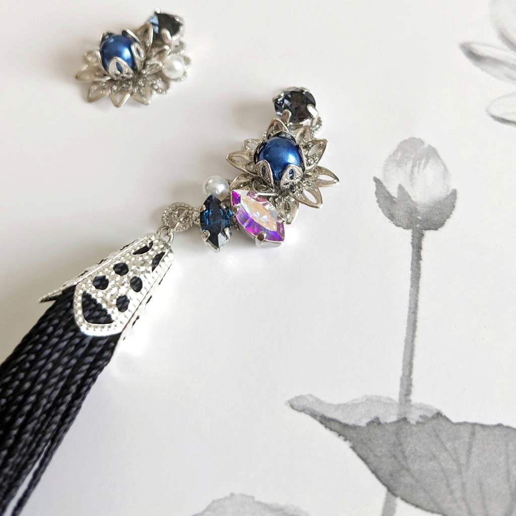 天姿秀出の耳飾り