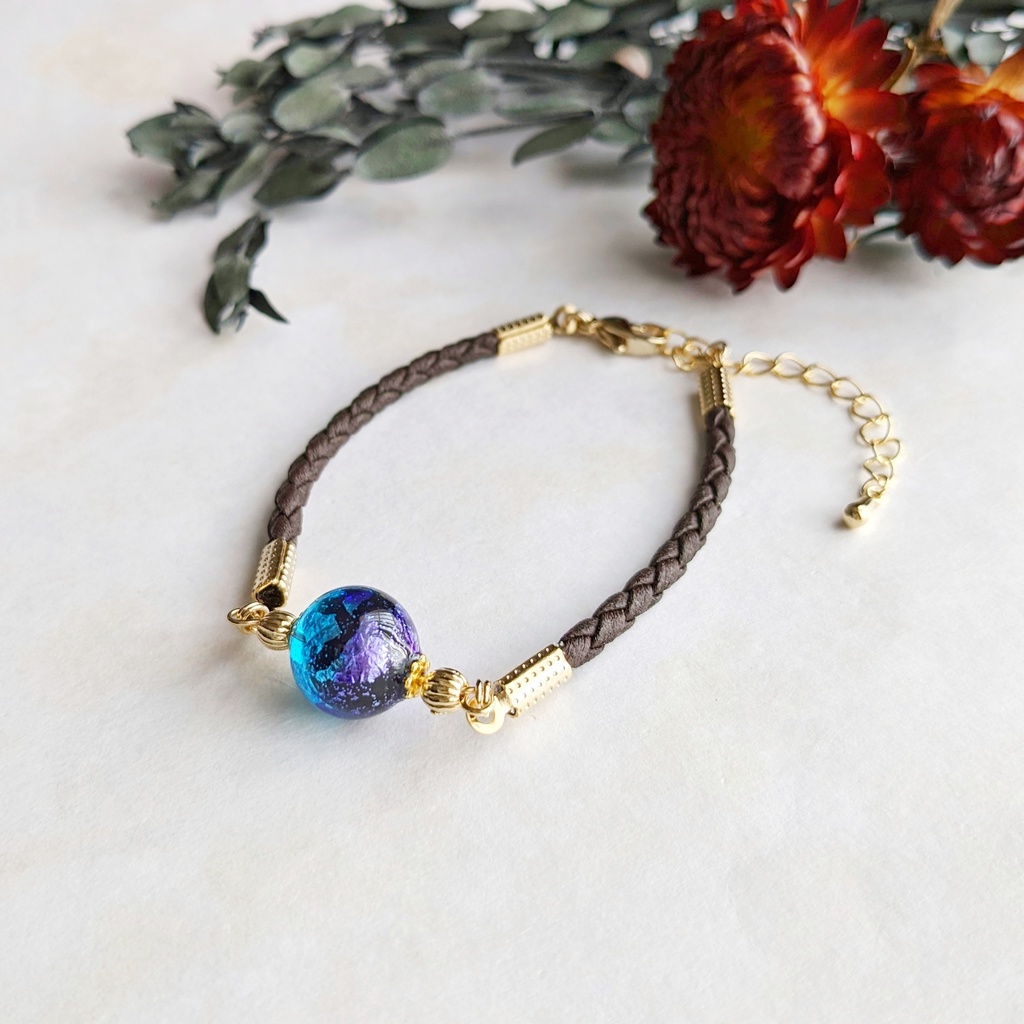 悲劇の夫妻の腕飾り