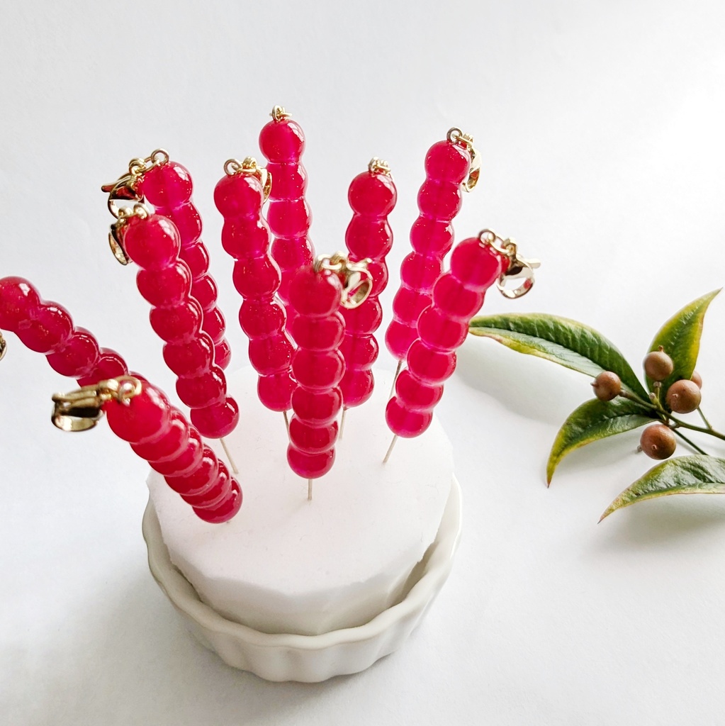 さんざし飴のチャーム