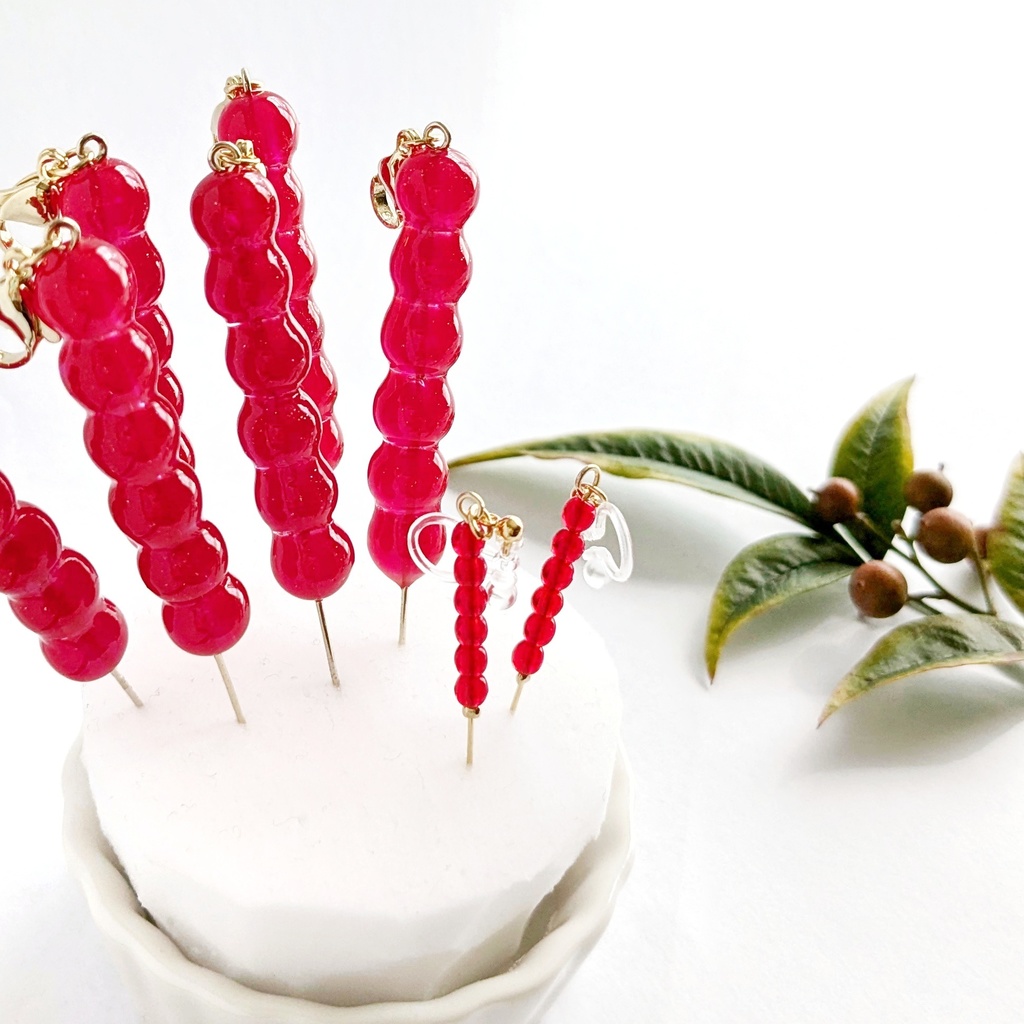 さんざし飴の耳飾り