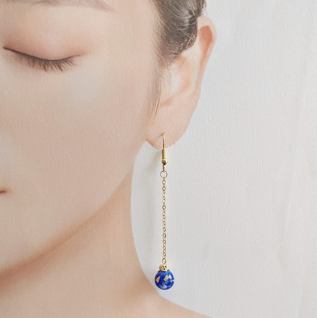 揺れる玉(ギョク)の耳飾り