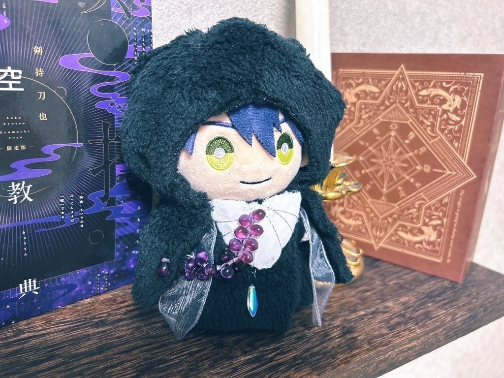 【虚空大戦イメージ】にじぬい 服