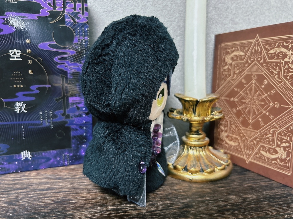 【虚空大戦イメージ】にじぬい 服