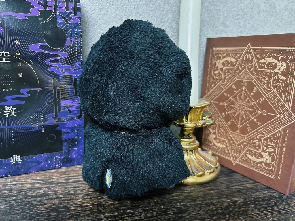 【虚空大戦イメージ】にじぬい 服