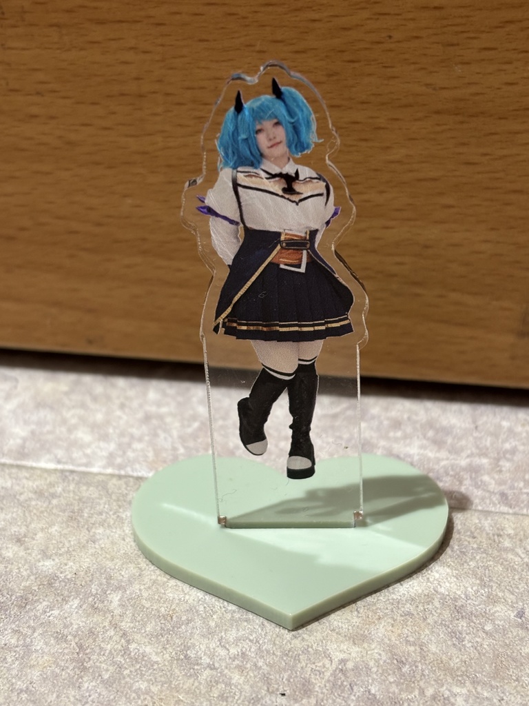 鈴木因 アクスタ アサルトリリィ