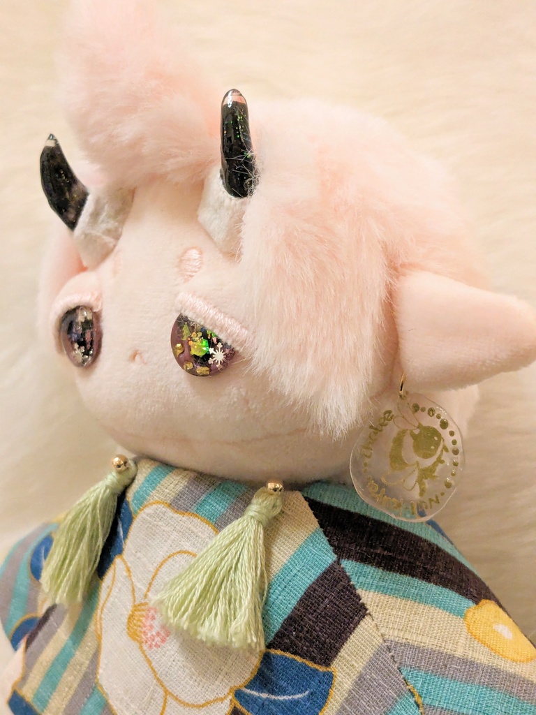 【カボションアイのぬい】桜の鬼の子