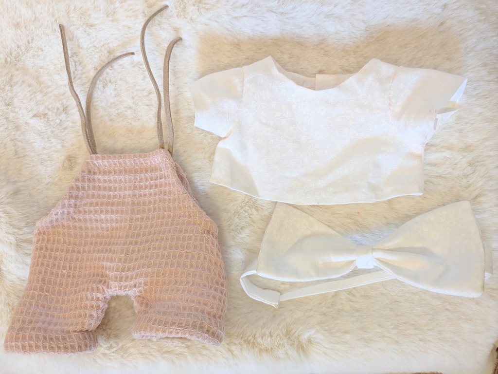 【カボションアイのぬい】グレージュの兎の子