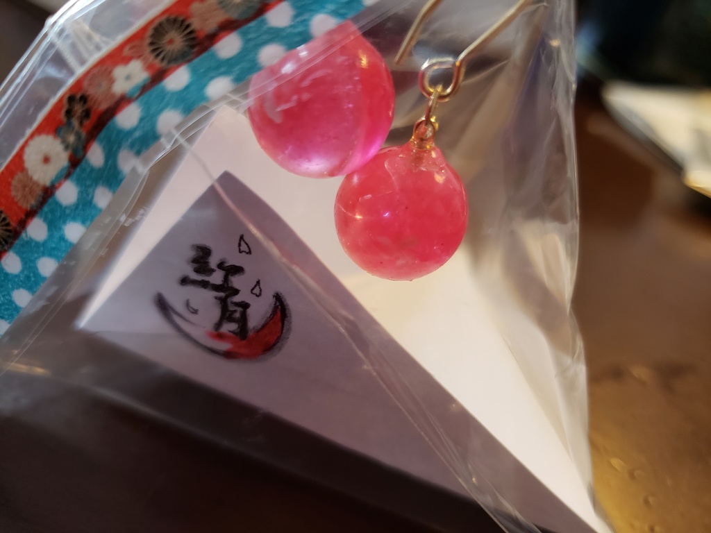 ユニットカラー球ピアス