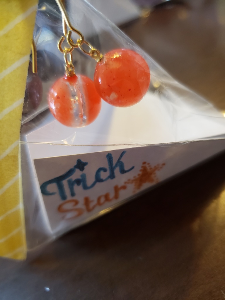 ユニットカラー球ピアス