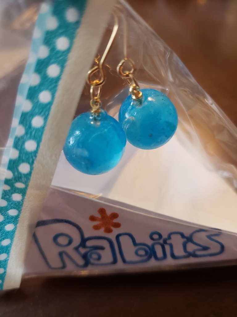 ユニットカラー球ピアス