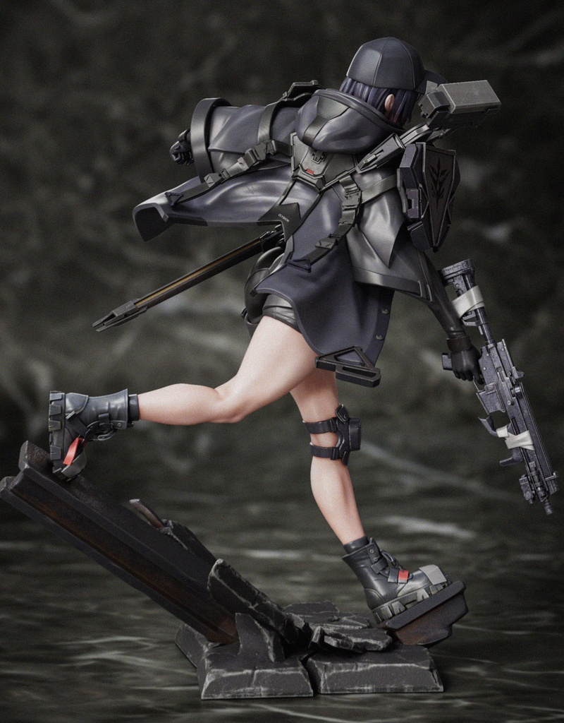 受注中【NIKKE】E.H.(3D/レジンキャスト)1/7スケール ガレージキット
