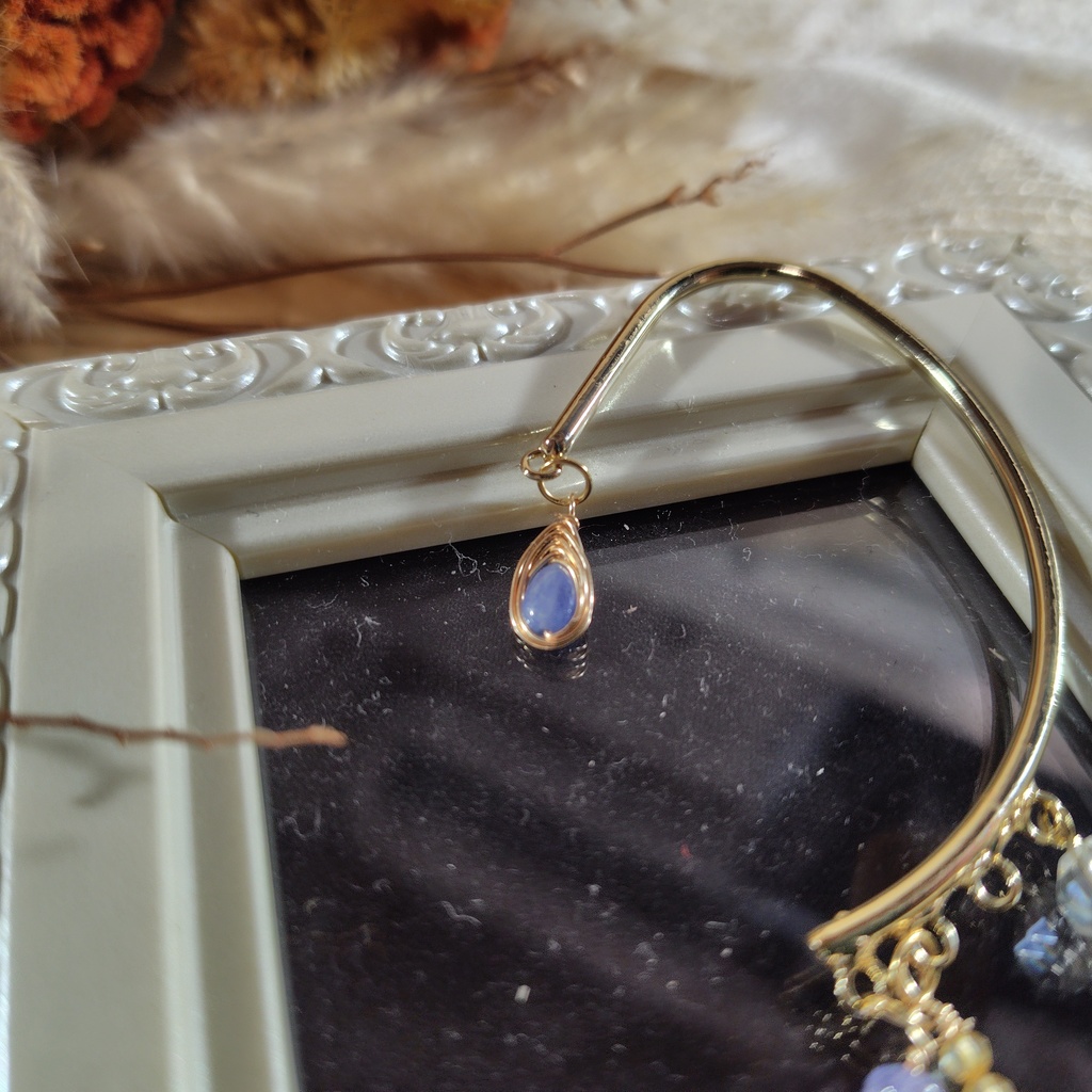 キャラクターモチーフイヤーフック・KAITO