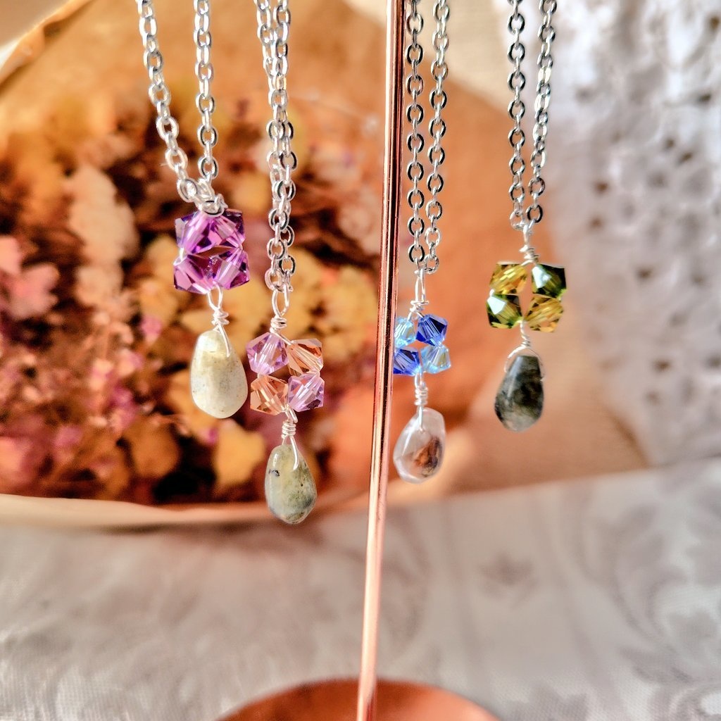 スワロフスキー×天然石！ドール用ネックレスガチャ