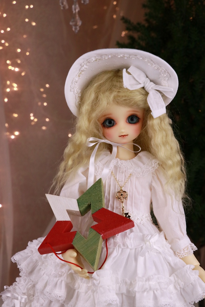 SDM かぶせ段々スカートワンピース オフ白