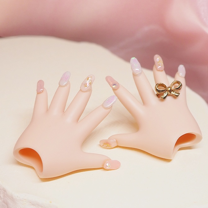 【MDDカスタムネイルハンド】ピンク&ホワイト -リング付き-