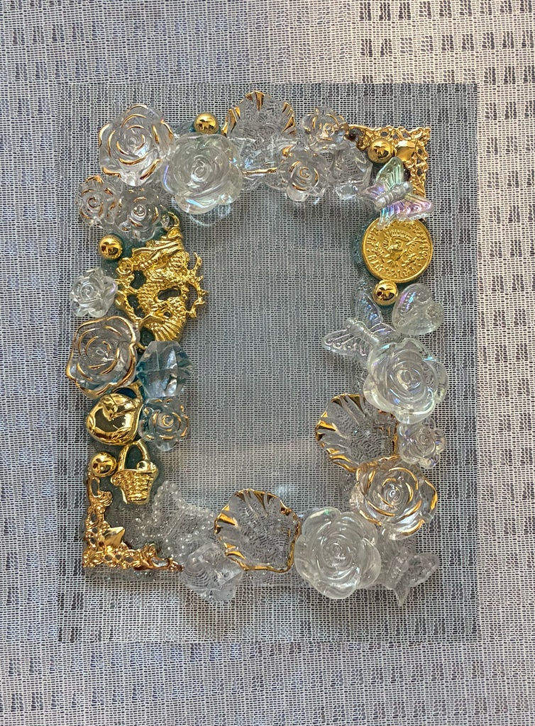 おまけ付き　B8トレカケース　高透明　横入れ