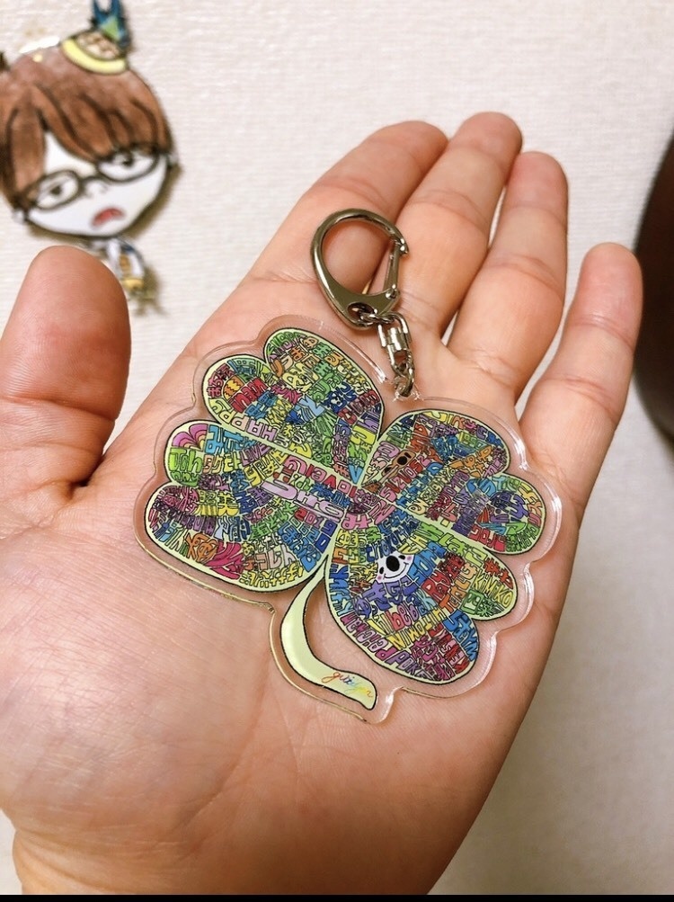 17幸せレインボークローバー