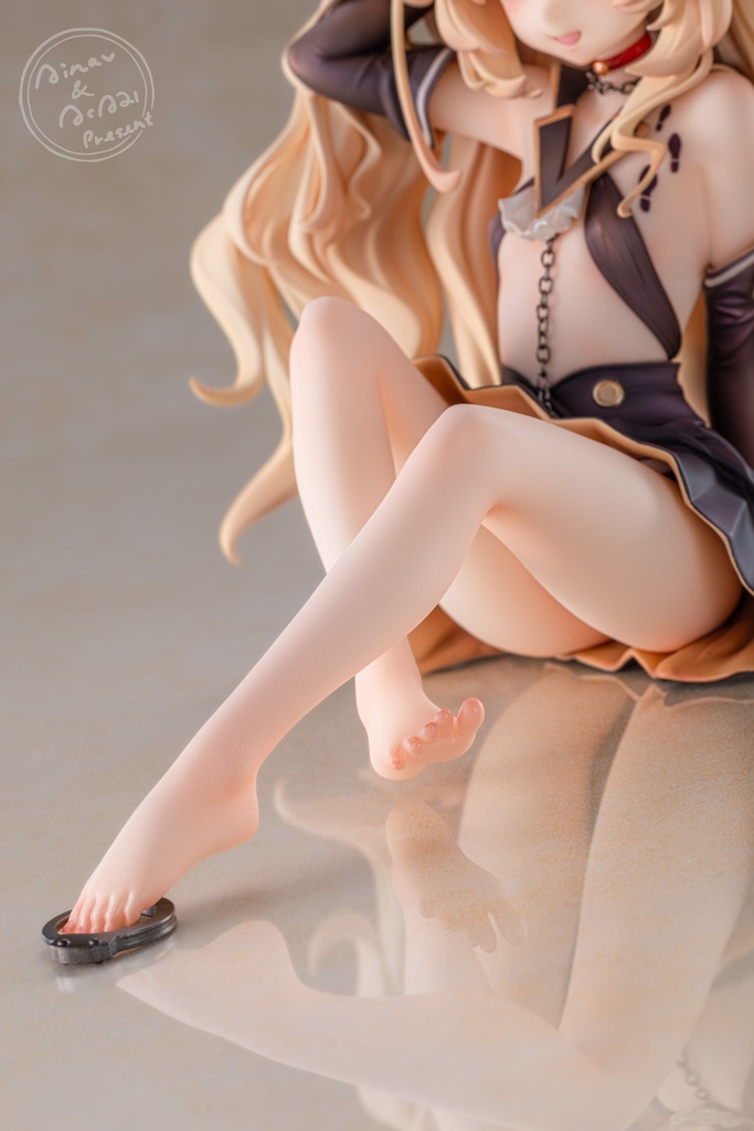 【受注生産品】ニヤニヤ教授 ブルーアーカイブ ガレージキット