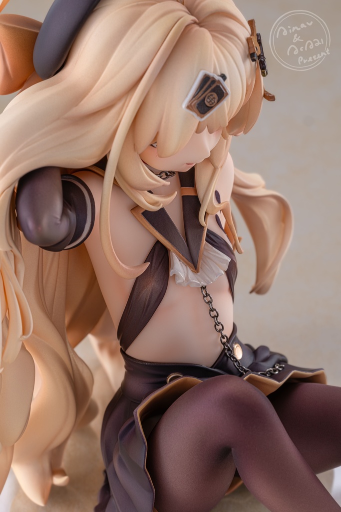 【受注生産品】ニヤニヤ教授 ブルーアーカイブ ガレージキット