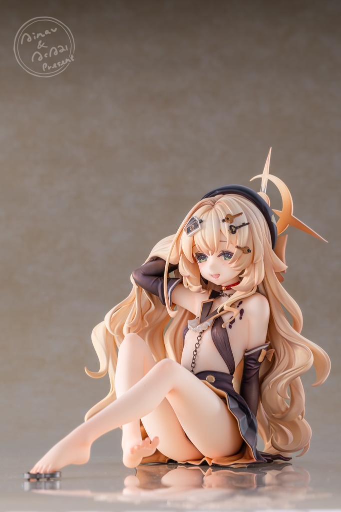 【受注生産品】ニヤニヤ教授 ブルーアーカイブ ガレージキット