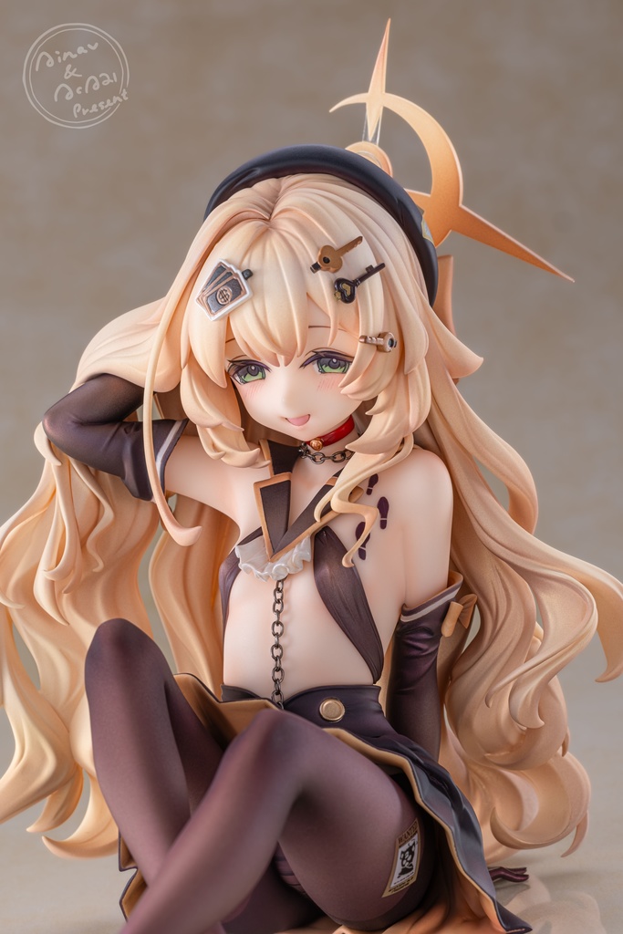 【受注生産品】ニヤニヤ教授 ブルーアーカイブ ガレージキット