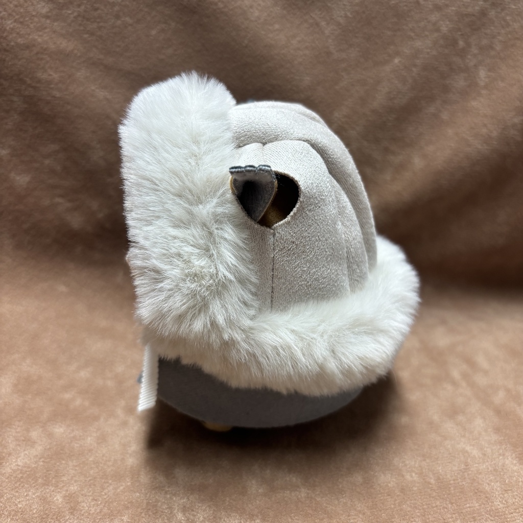 新色 もふもふお帽子(耳出しバージョン)グロランリボン アイボリーカラー