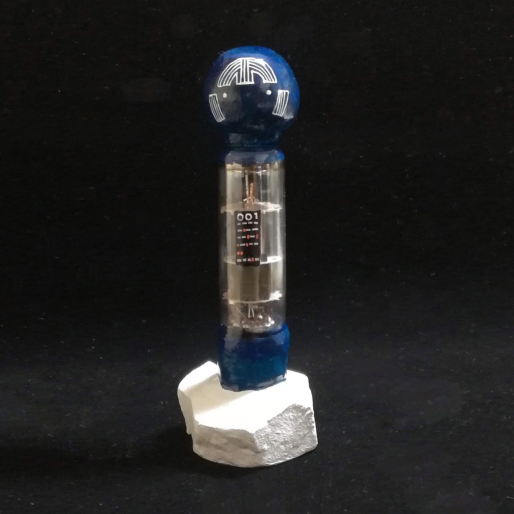 真空管こけし001号