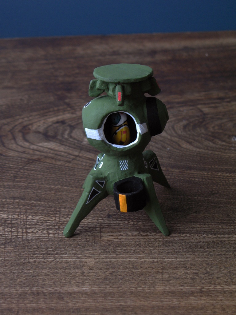 ソビエト月着陸船『LK』の玩具風彫刻