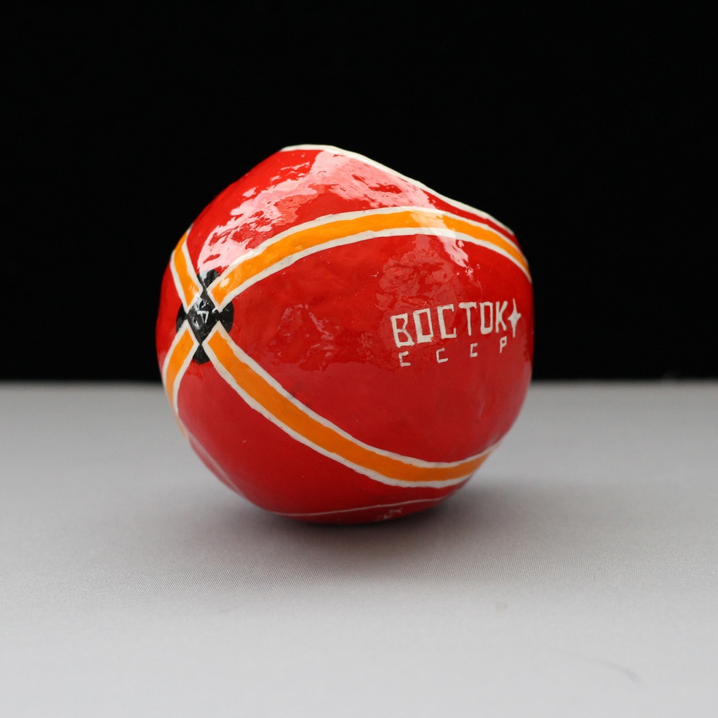 ボストークカプセルのおきあがりこぼし