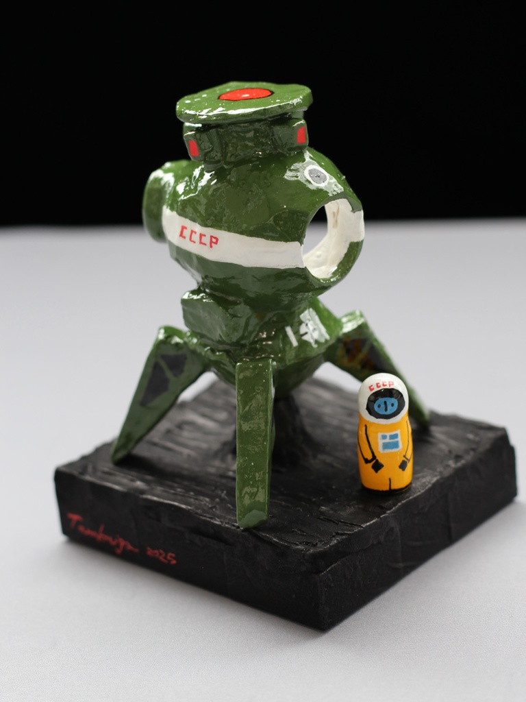 月着陸船LKとコスモノート