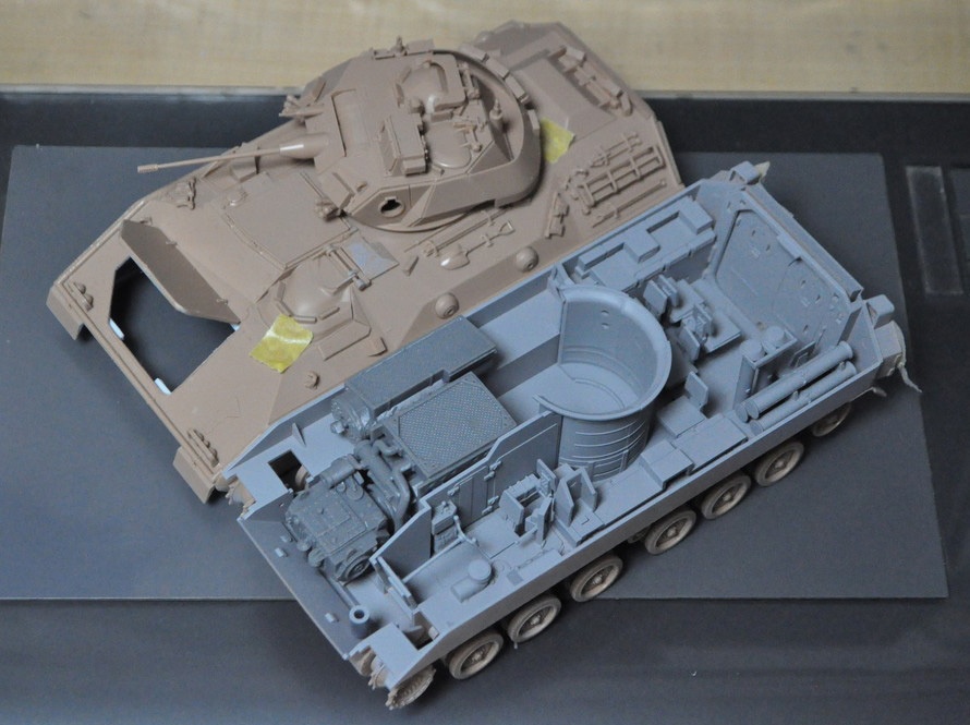 1/35スケール M2ブラッドレー エンジンキット