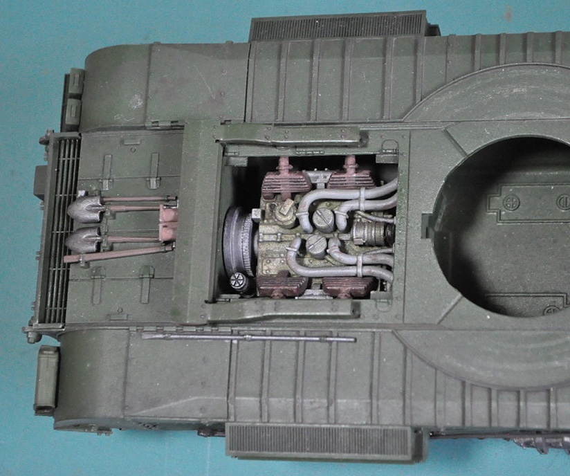 1/35スケール チャーチル エンジン キット