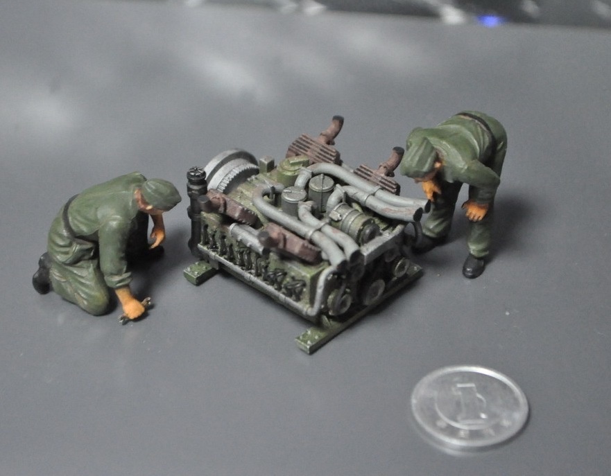 1/35スケール チャーチル エンジン キット