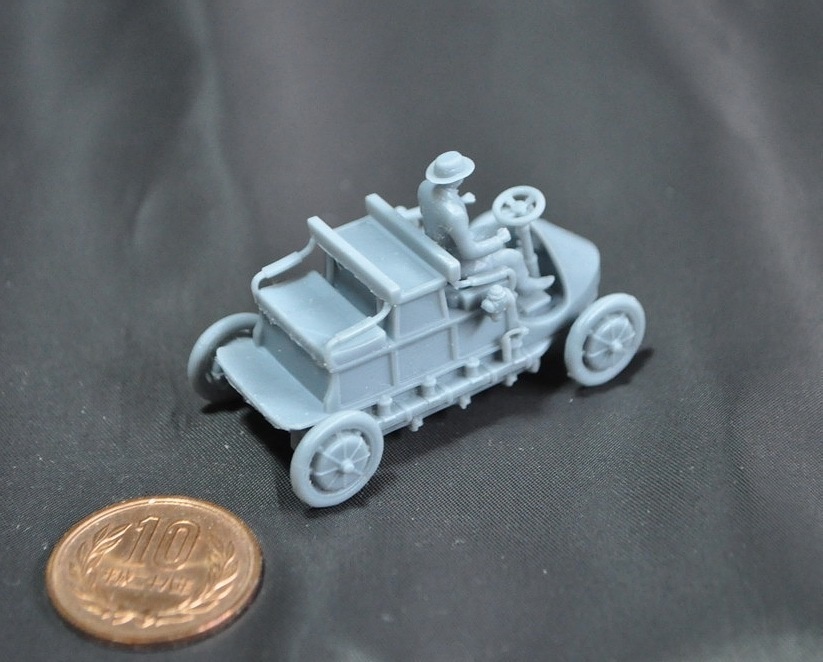 1/64スケール 「ローナー・ポルシェ・ミクステ4WD」